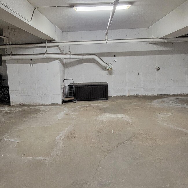 Building Photo - 120 Fisherville Rd