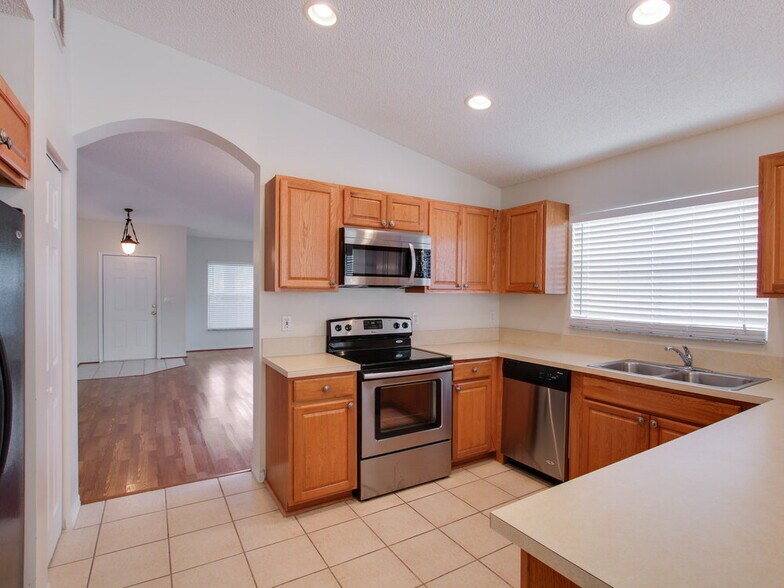 Building Photo - 1453 NW 208th Terrace
