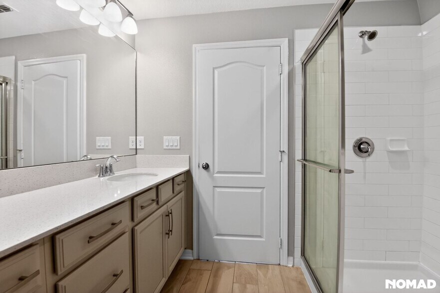 Building Photo - 242 Evertree Loop