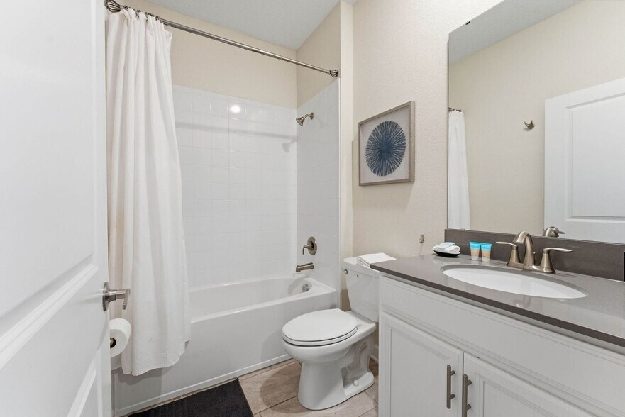 Building Photo - 770 Sticks St