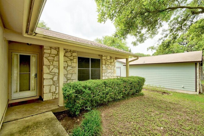 Building Photo - 2503 Star Grass Cir
