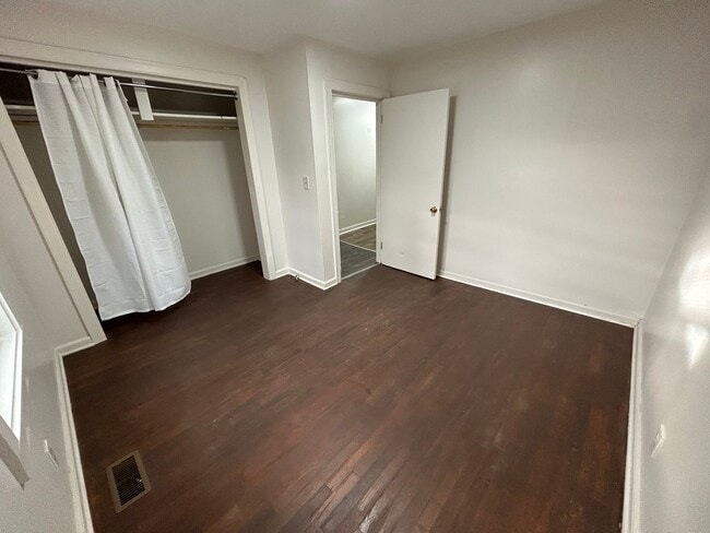 Building Photo - Renovated 3/1 House in South Rome- $1,100