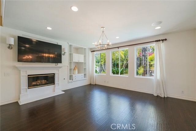 Building Photo - 6535 Park Royal Cir