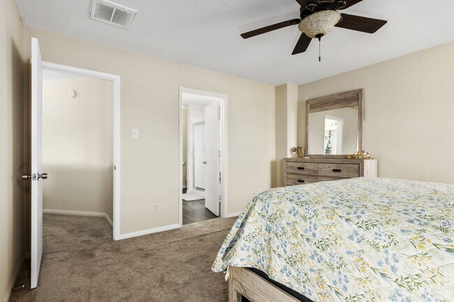 Building Photo - 20214 Ribbonwood Point Ct