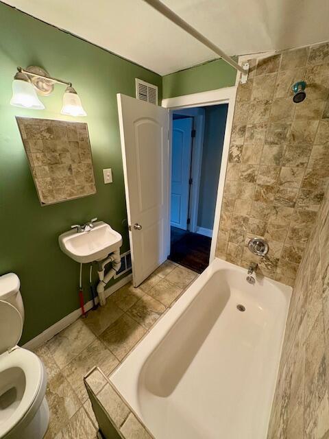 Building Photo - 148 Beyne St