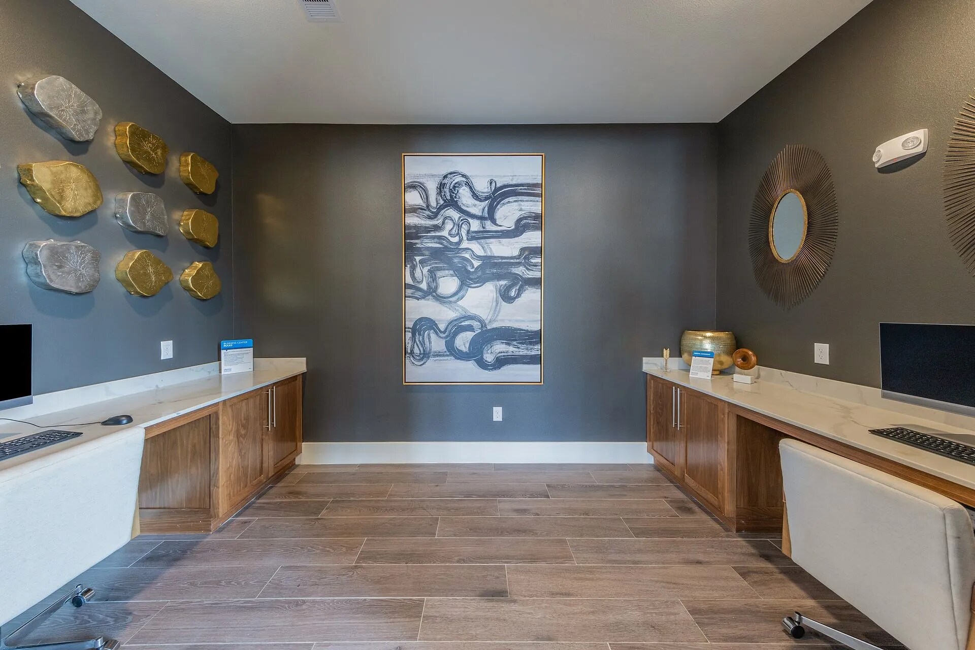 Building Photo - 4835 Usaa Blvd