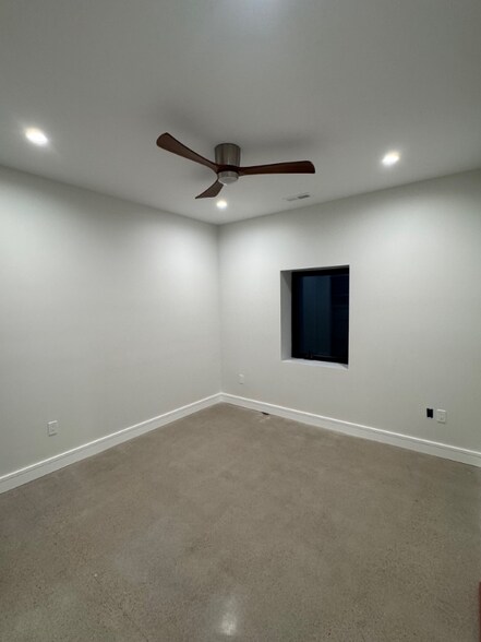 Building Photo - 3527 Clay St