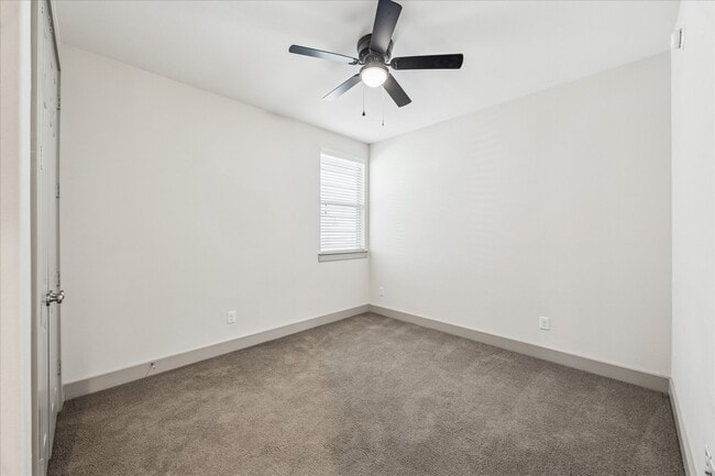 Building Photo - 1224 Nelson Falls Ln