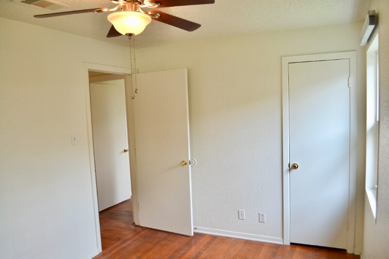 Building Photo - 6326 Feldspar St