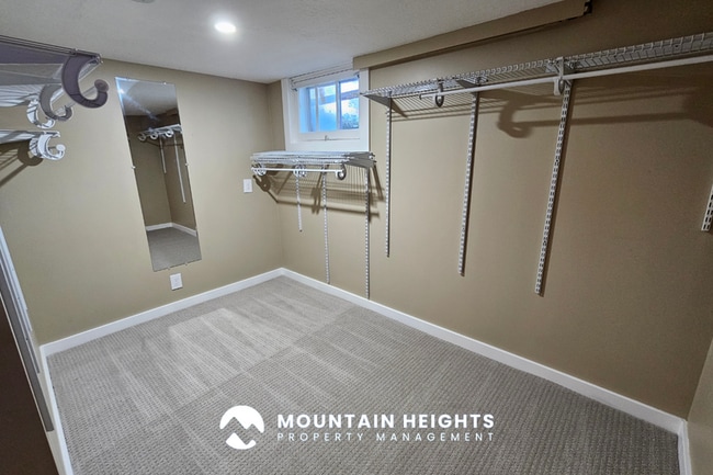 Building Photo - 2911 Hudson Cir