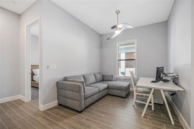 Building Photo - 2302 Datura Lp