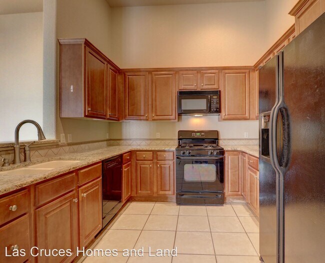 Building Photo - 2 br, 2 bath House - 1293 Mission Nuevo Un...