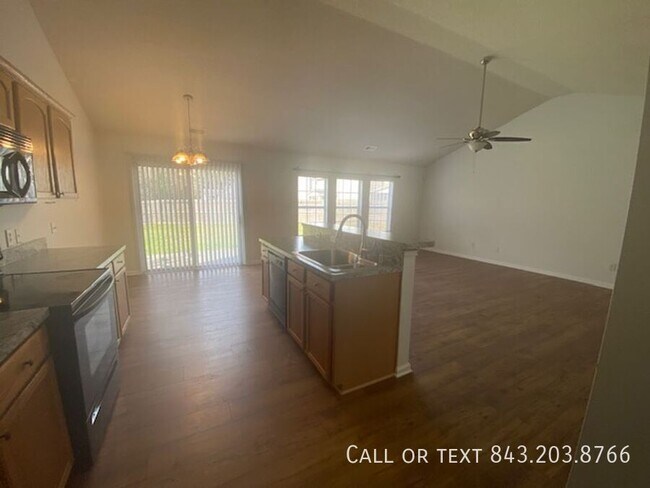 Building Photo - 1604 Ashley Ct