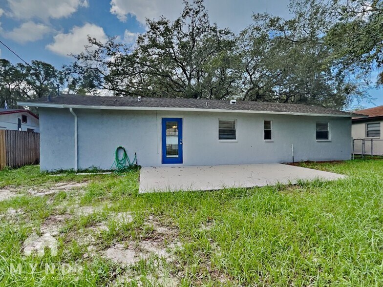 Building Photo - 5547 Golden Nugget Dr