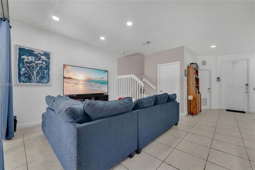 Building Photo - 10975 SW 246th St