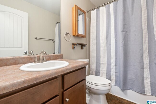 Building Photo - 315 Ivy Hills Cir
