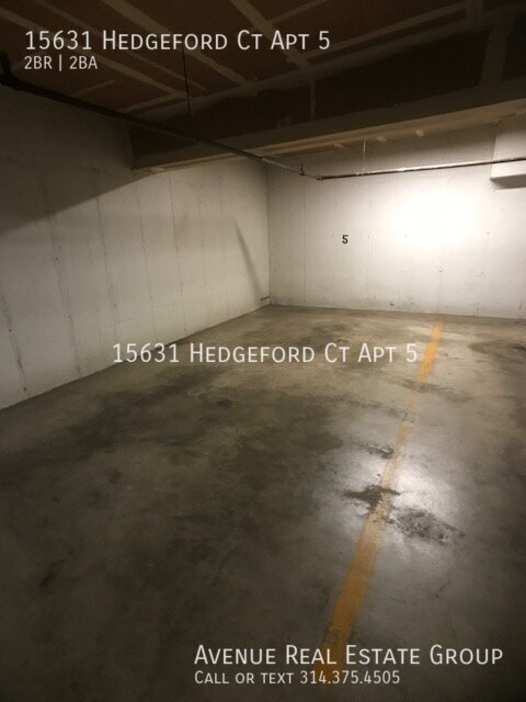 Building Photo - 15631 Hedgeford Ct