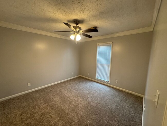 Building Photo - A Great Place to Call Home