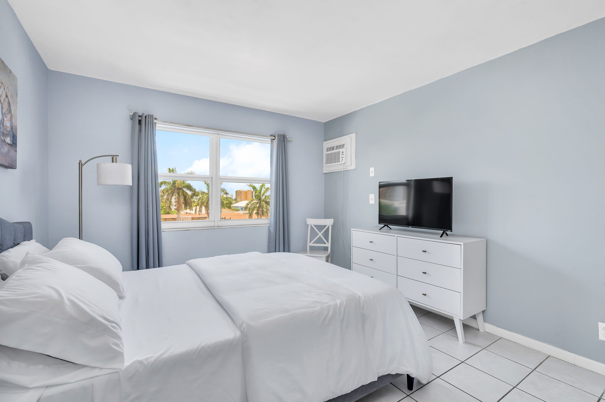 Building Photo - 3201 NE 14th Street Causeway