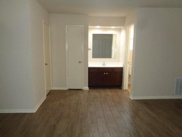 Building Photo - 3631 Wintergreen Dr
