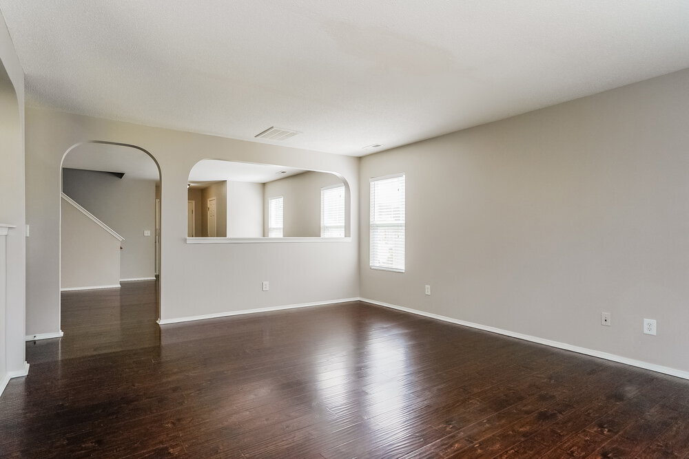 Building Photo - 3013 Van Dorn Rd