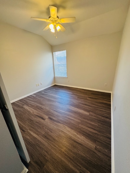 Building Photo - 5632 Blackmon Ct