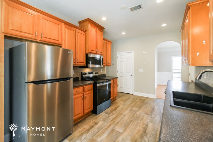 Building Photo - 341 Glouchester Dr