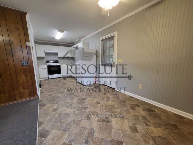 Building Photo - 2420 Keith Dr