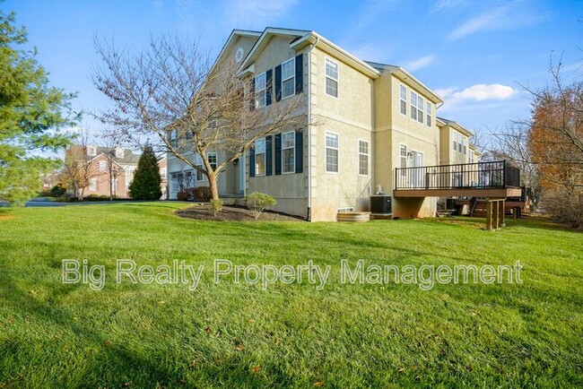Building Photo - 2105 Eastport Way