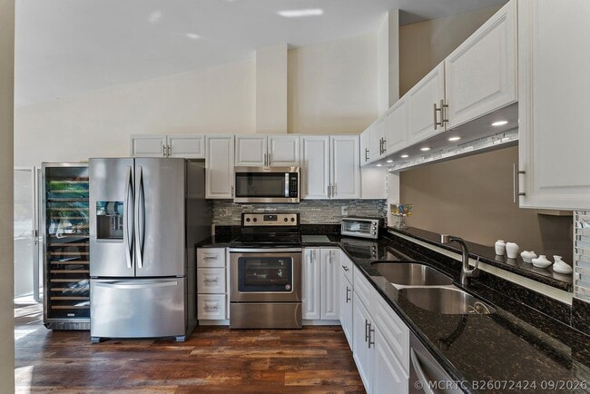 Building Photo - 801 Kintyre Ct