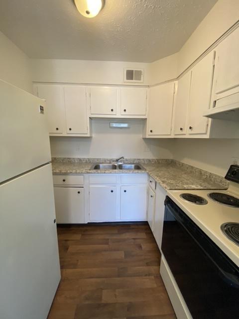 Building Photo - 6508 Hackel Dr #6