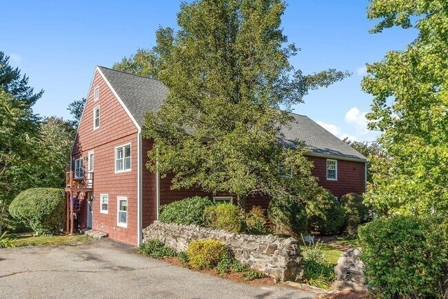 Building Photo - 71 High St