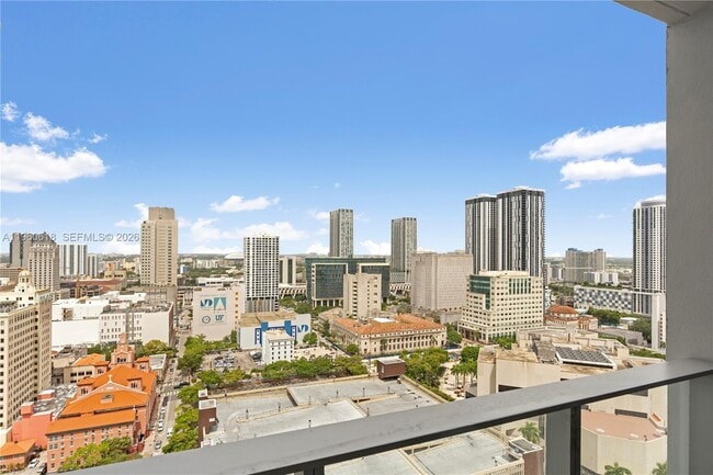 Building Photo - 227 NE 2nd St