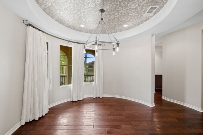 Building Photo - 7973 Osuna Cir