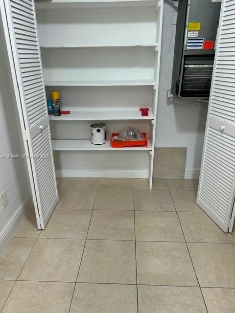 Building Photo - 3901 SW 78th Ct