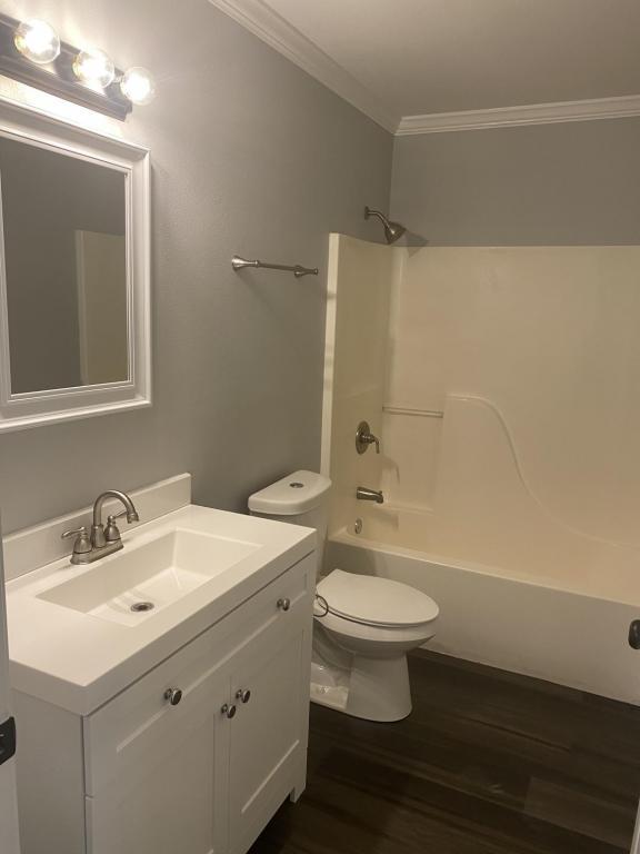 Building Photo - 40216 Hendrix Lane