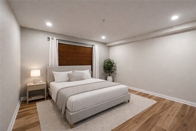 Building Photo - 29641 S Western Ave