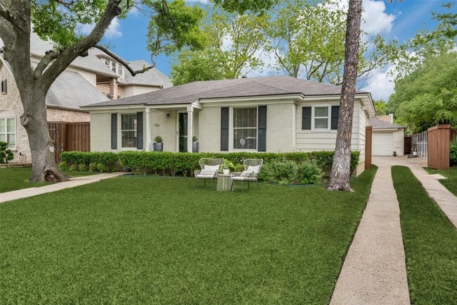Primary Photo - 7703 Lovers Ln