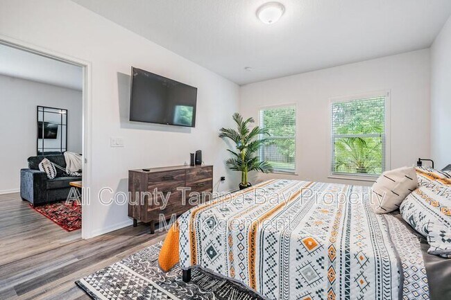 Building Photo - 2604 N Highland Ave