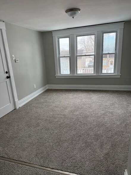 Building Photo - 100 Ladner Ave