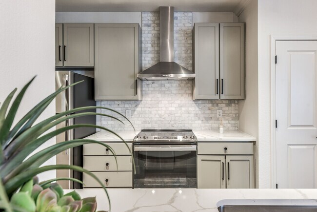 Primary Photo - Now Leasing – Enjoy 2 Weeks Free Rent