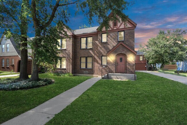 Building Photo - 4326 Jefferson St