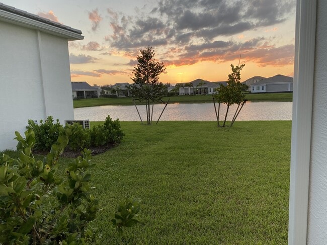 Building Photo - 4685 Estates Cir