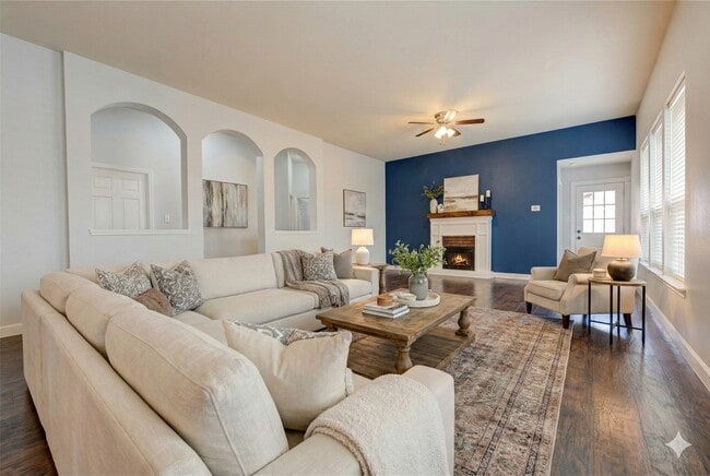 Building Photo - 7210 Chasegrove Ln