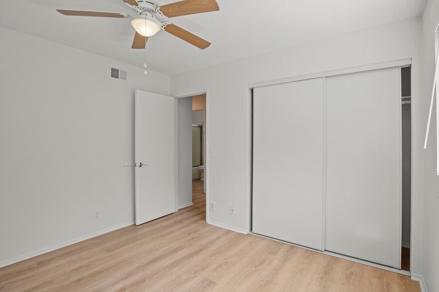 Building Photo - 39216 San Francisquito Canyon Rd