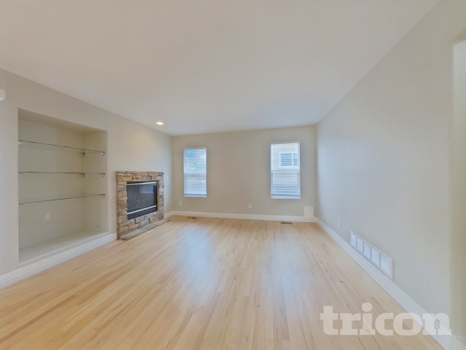 Building Photo - 9909 Vine St