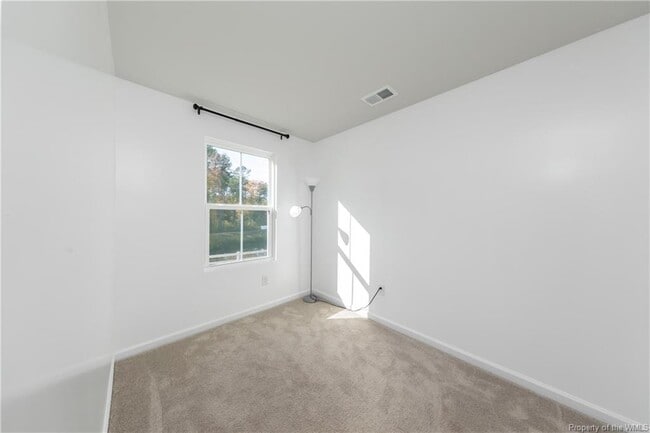 Building Photo - 116 Makayla Dr