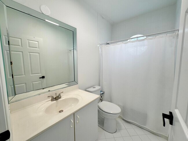 Building Photo - 1813 Wood Fern Dr