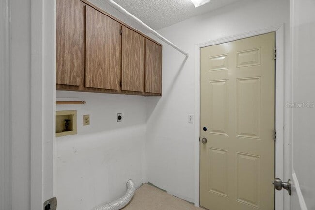 Building Photo - 5524 Gridley Ln