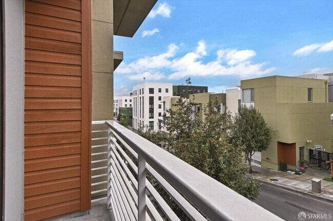 Building Photo - 268 Friedell St